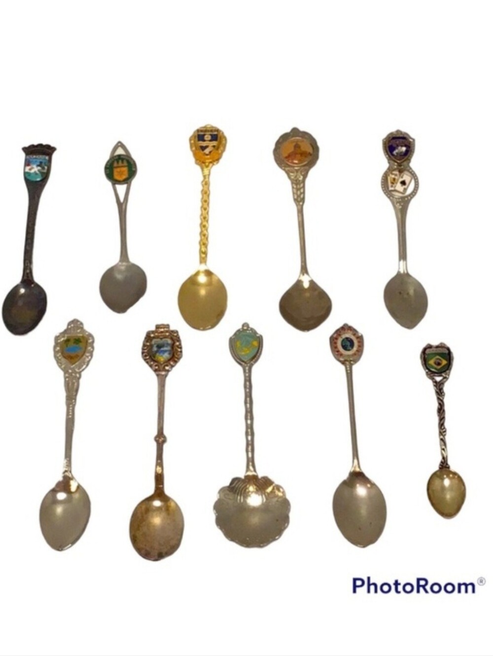 💚 Bundle of 12 Assorted Spoons From Around the World.